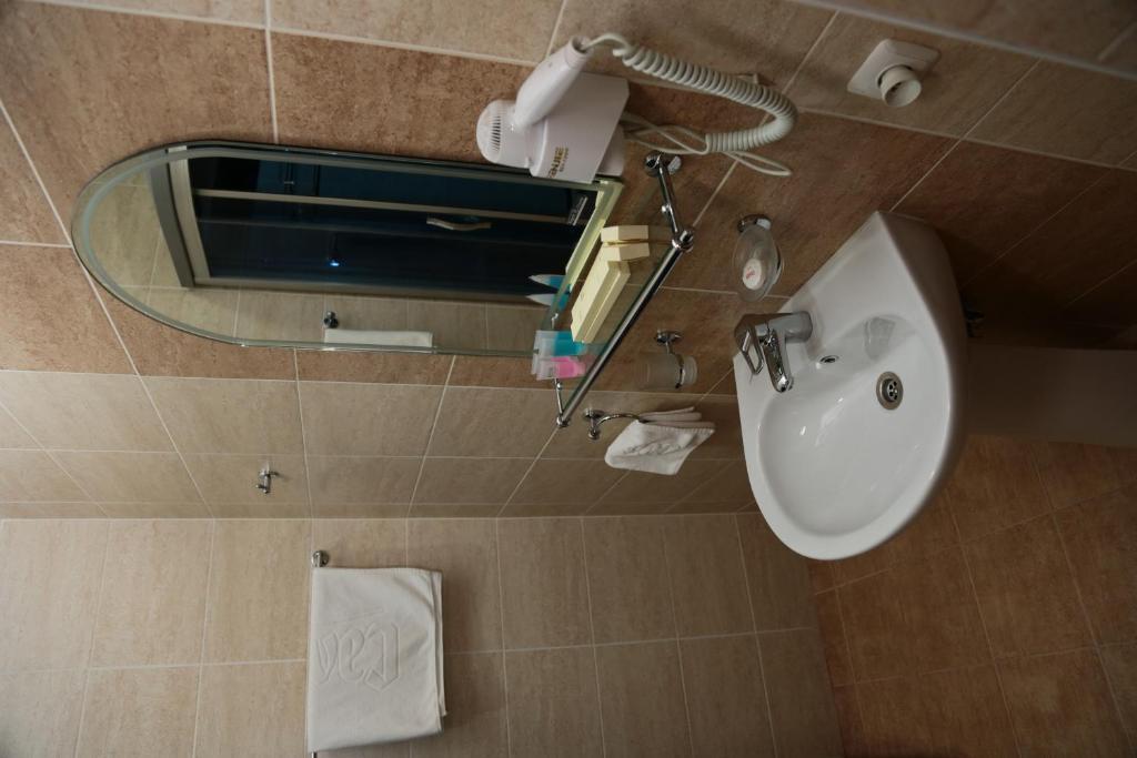 Salem On Tulebaeva Street Hotel Almati Szoba fotó